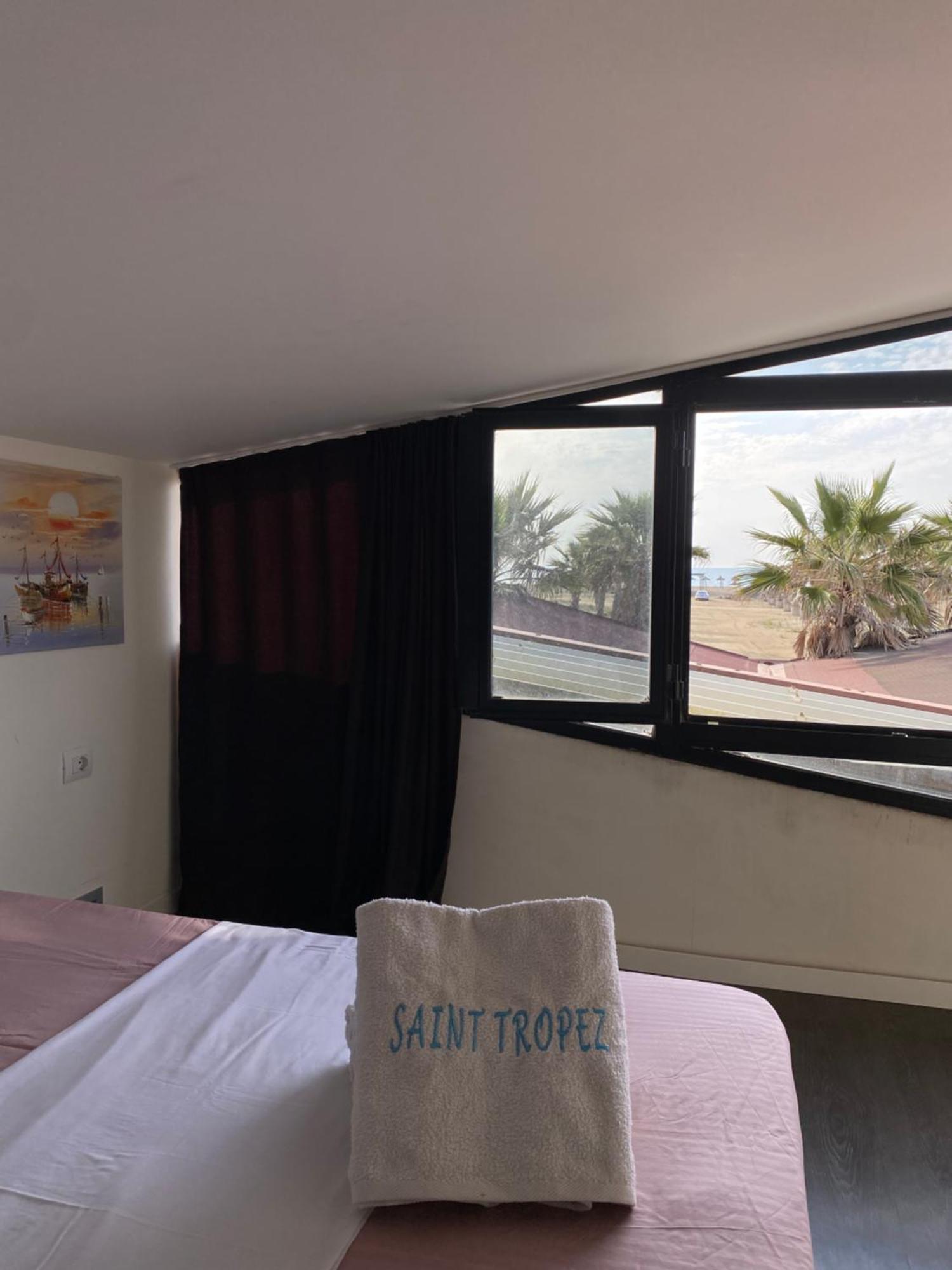 Saint Tropez Durres Bisht Kamez Exterior foto