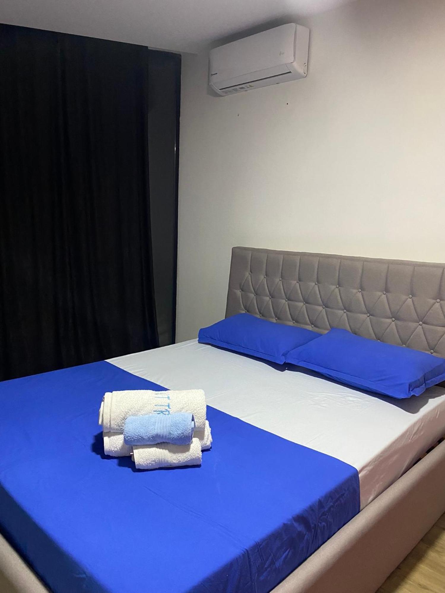 Saint Tropez Durres Bisht Kamez Exterior foto