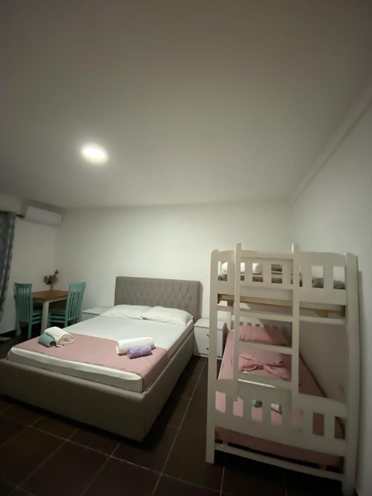Saint Tropez Durres Bisht Kamez Exterior foto